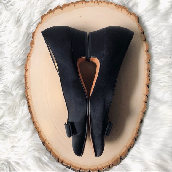 Salvatore Ferragamo | Black Satin Vara Pump - Picture 7 of 10